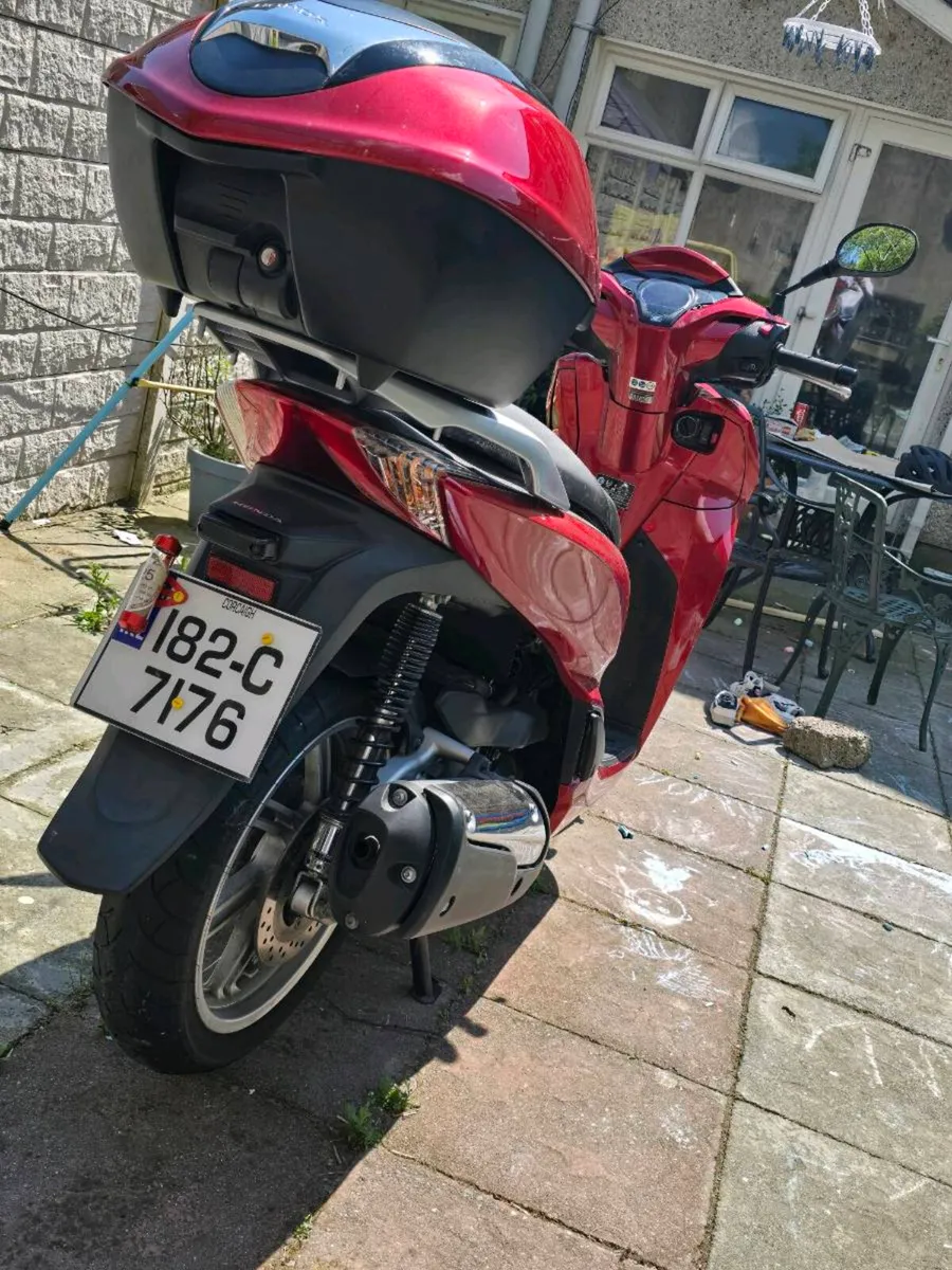 Honda sh - Image 4