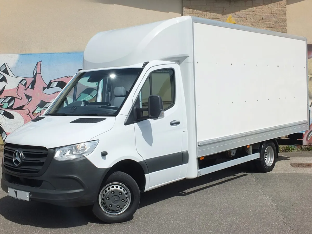 VB - 2022 Mercedes-Benz Sprinter Luton Box Van - Image 1