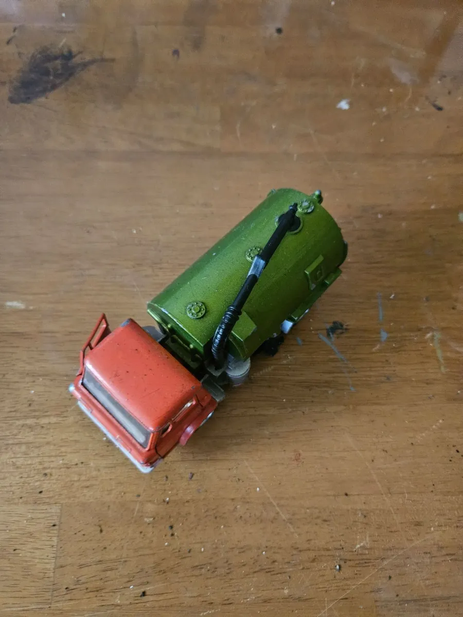 Dinky 1970's Ford Road Sweeper - Image 2