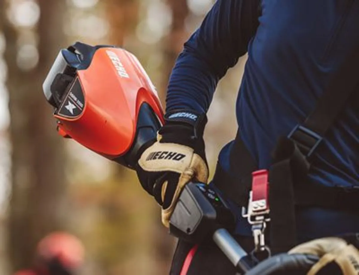 Echo DSRM-2600L Battery Brushcutter - Image 3