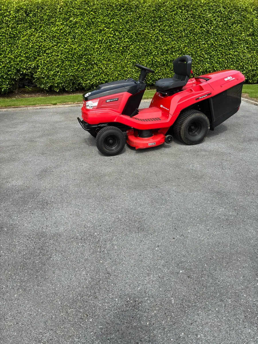 Solo by Al-Ko ride on lawnmower T 16 105. 6HD- V2 - Image 1