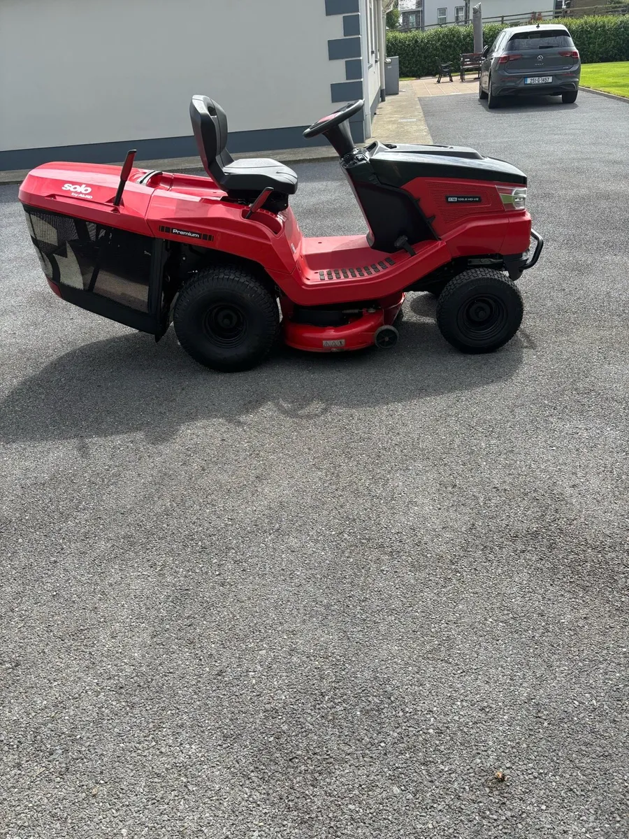Solo by Al-Ko ride on lawnmower T 16 105. 6HD- V2 - Image 3