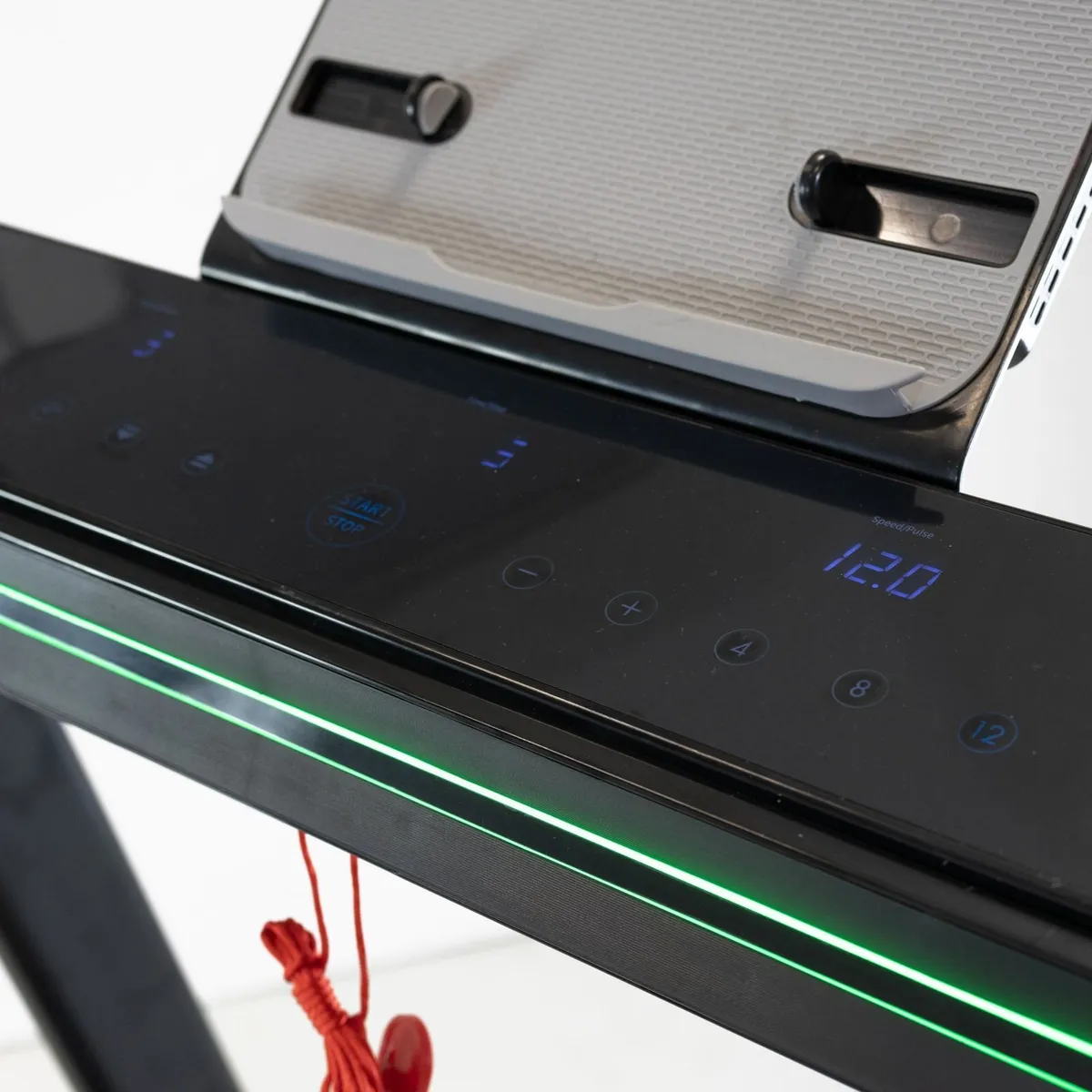 BH Fitness: Runlab Plus Folding Treadmill - Gym - Image 4