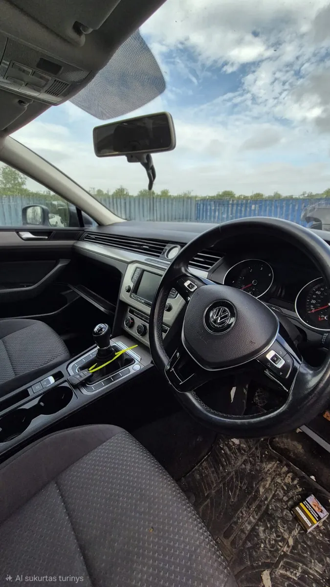 2017 Volkswagen Passat, 1.6 Diesel, For breaking - Image 4