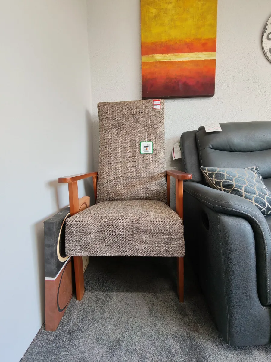 Was €365 Special offer now €289 Limited stock - Image 2