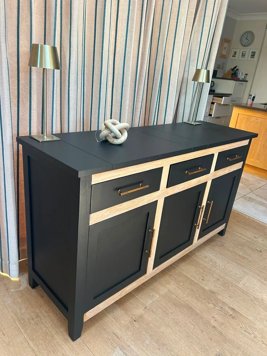 Sideboard - Image 3