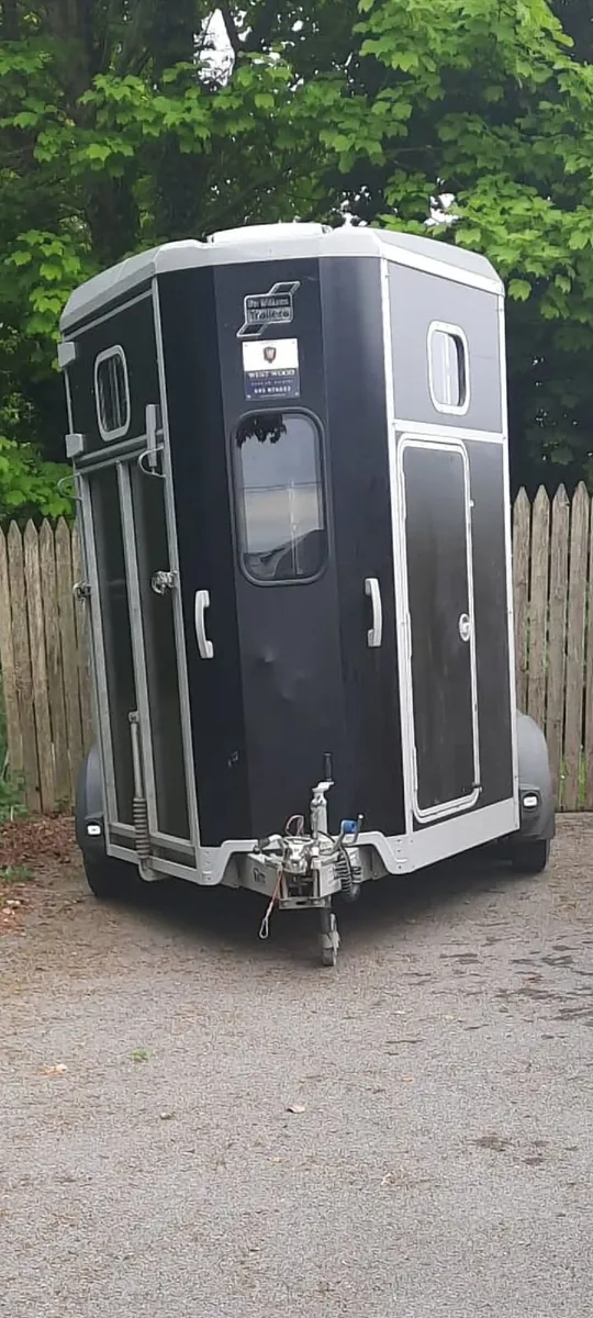 Horse Box - Image 2