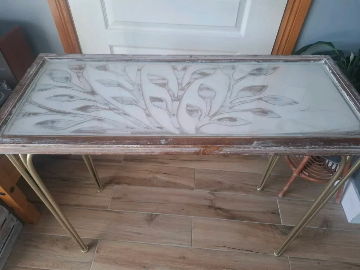 Console Table - Image 3