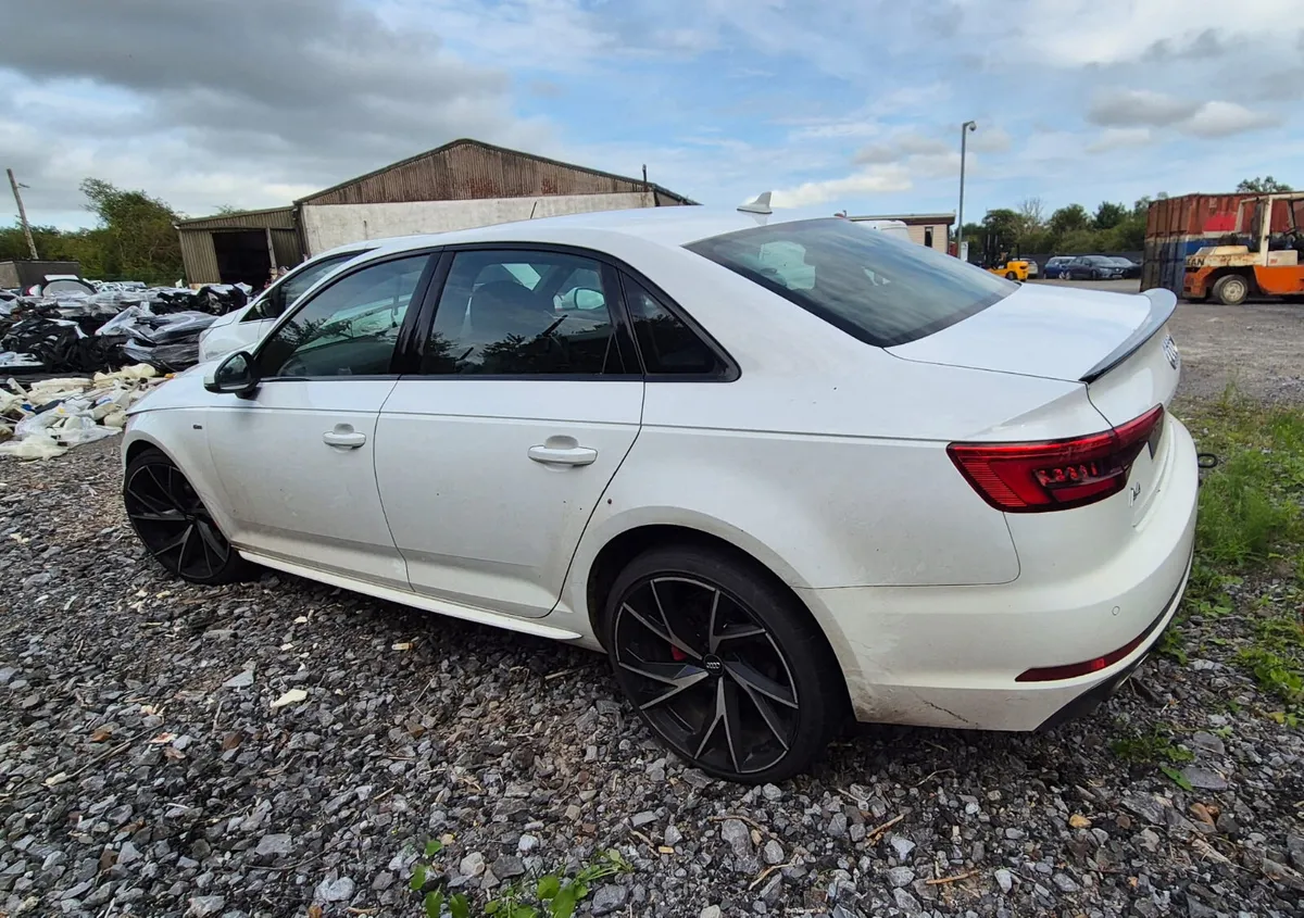 2018 Audi A4, 2.0 Diesel, FOR BREAKING - Image 2