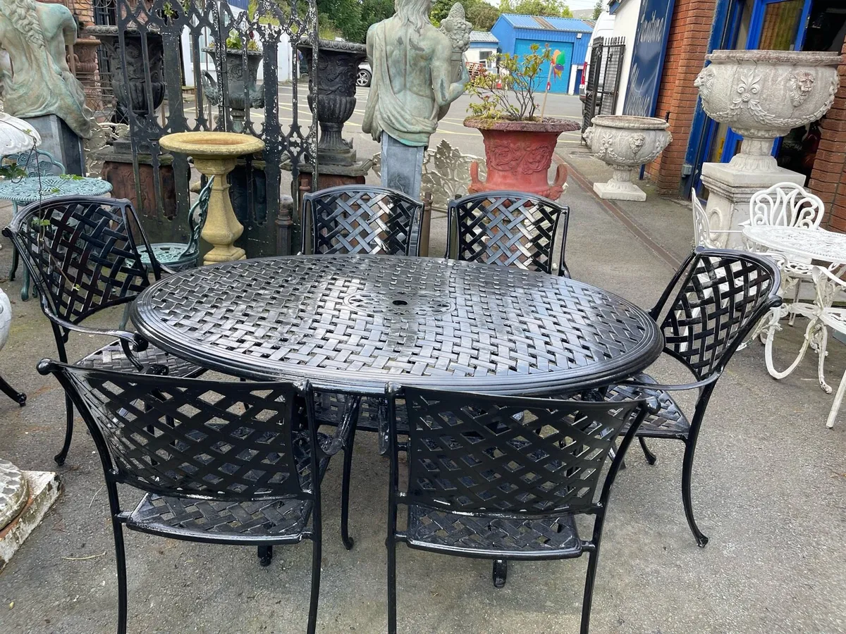 Garden table 6 chairs - Image 1