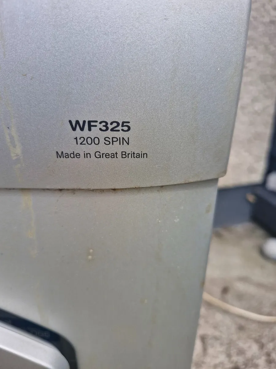 Silver Hotpoint Aquarius WF326 front-load washing - Image 2