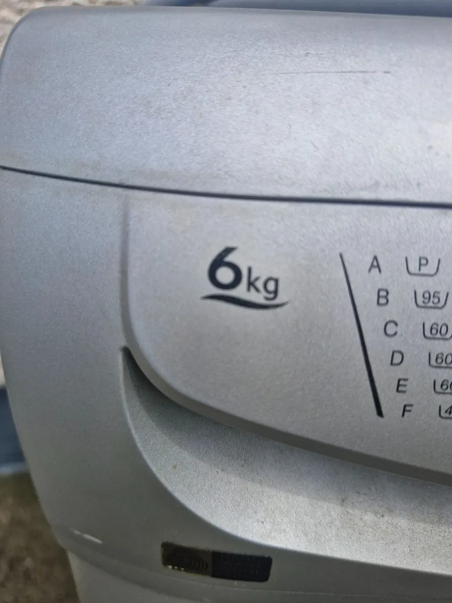 Silver Hotpoint Aquarius WF326 front-load washing - Image 3