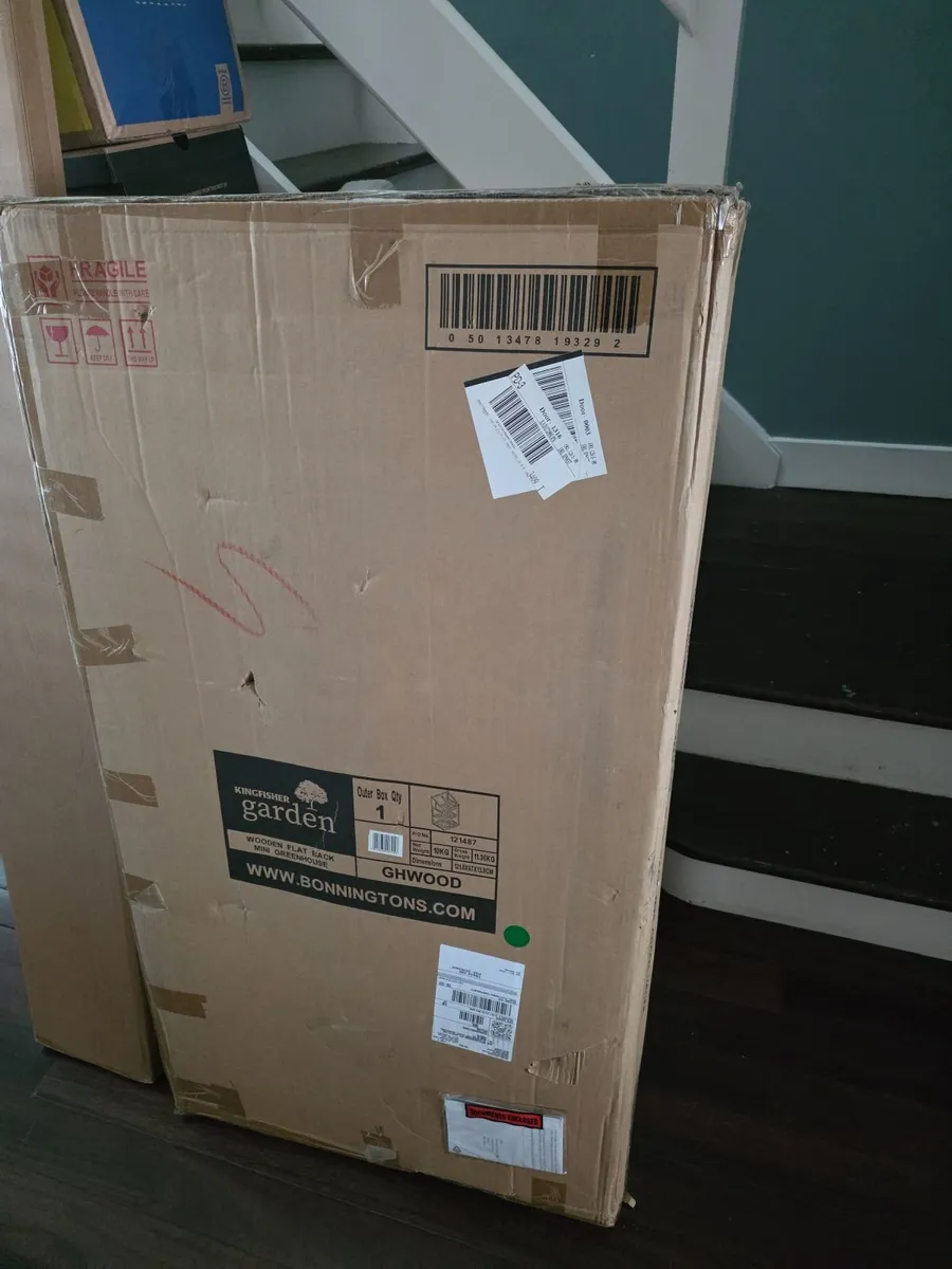 New Mini Greenhouse Still in box - Image 3