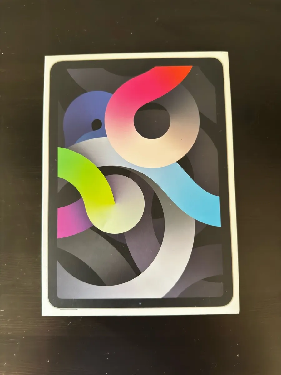 iPad Air - Brand New Condition - Image 4