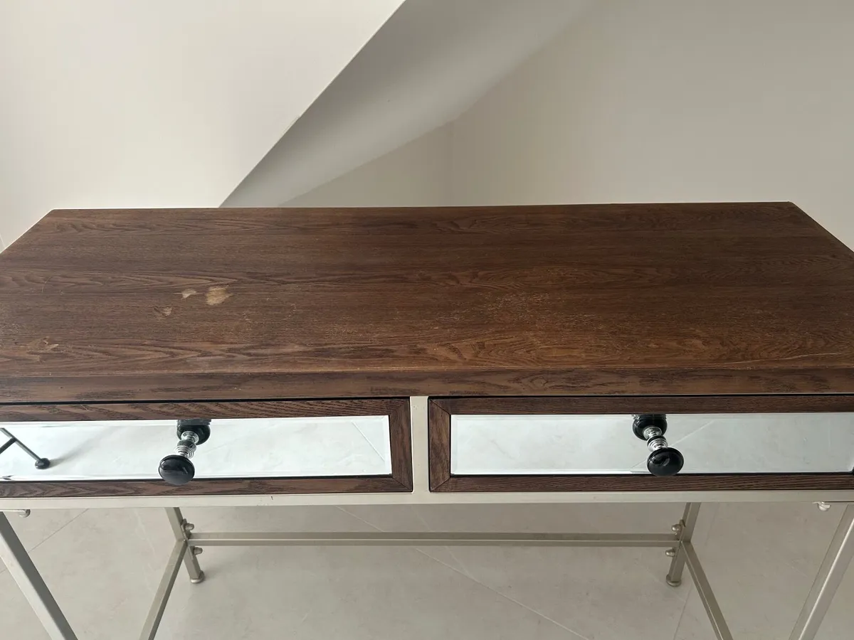 Dresser table - Image 2