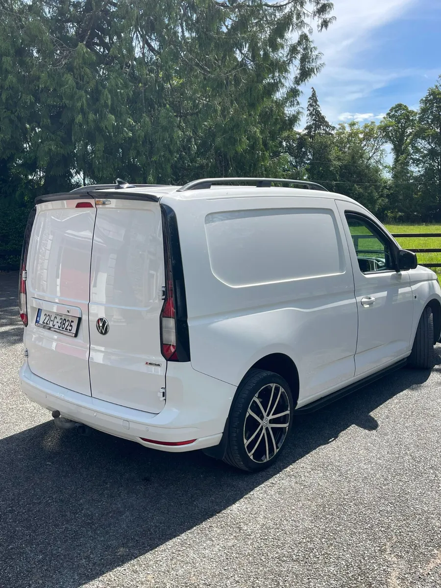 Volkswagen Caddy 2.0 TDI Manual No Vat - Image 3