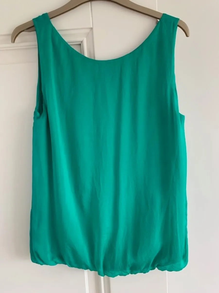 Phase Eight - Green Sleeveless Top - 100% Silk - Image 2