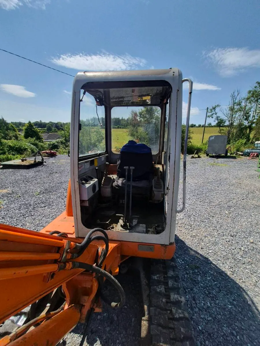 Hitachi ex30 - Image 2