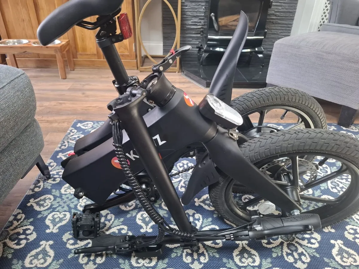 Kruz Cadiz Folding Electric Bike – Mint Condition - Image 3