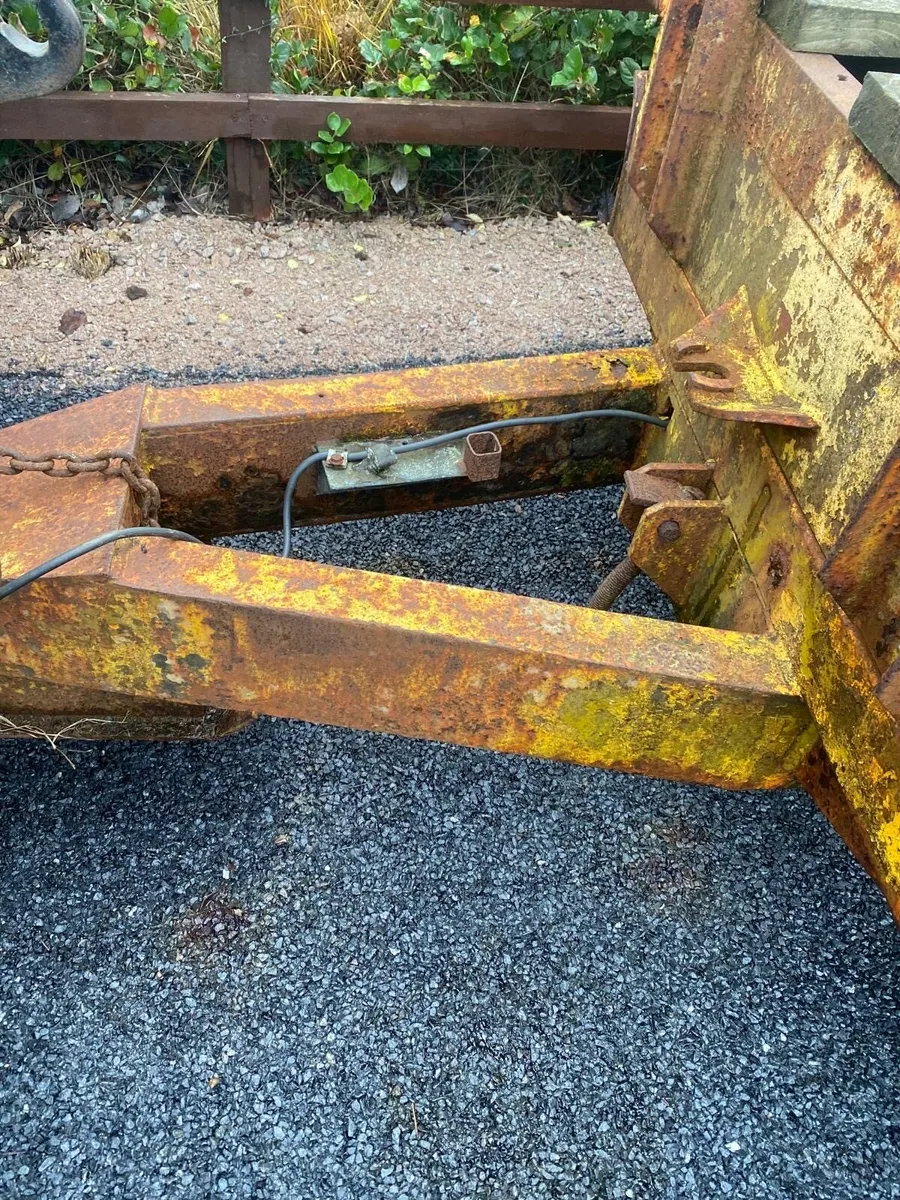 Low Loader - Image 3