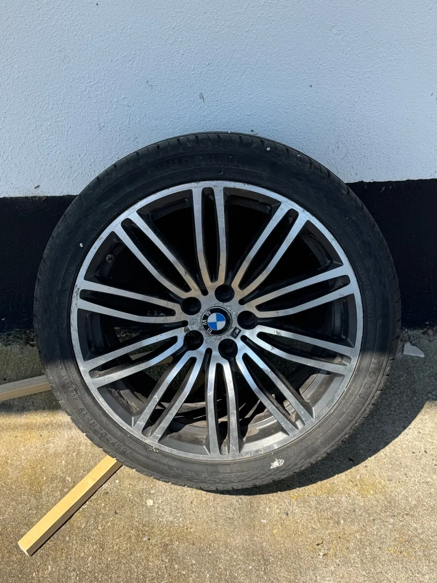 BMW Alloy Wheel and run flat tyre - Image 1