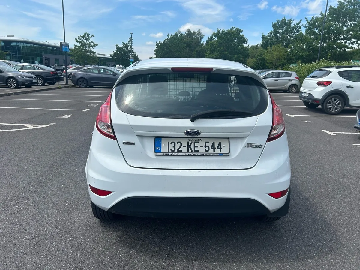 2013 ford fiesta van - Image 3