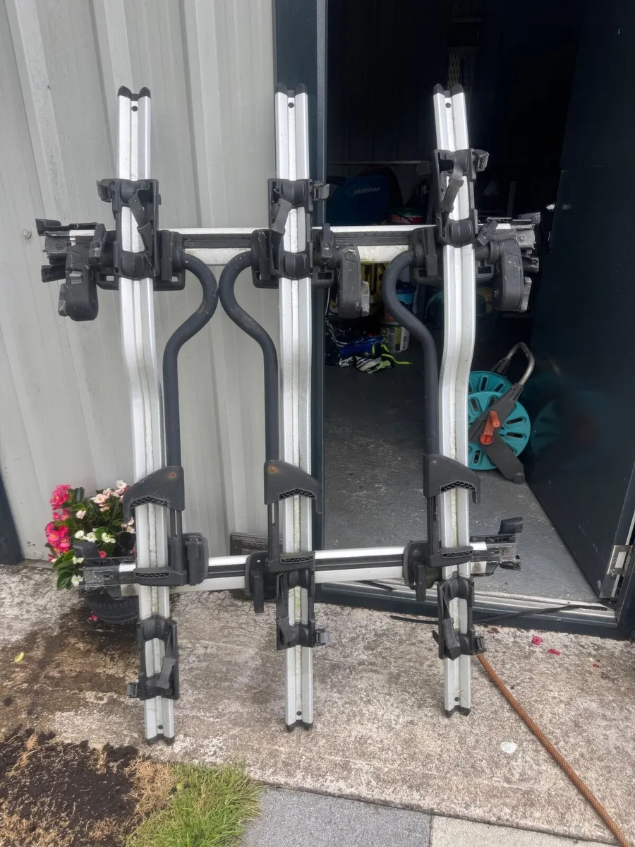 Thule roof rack and bike rack