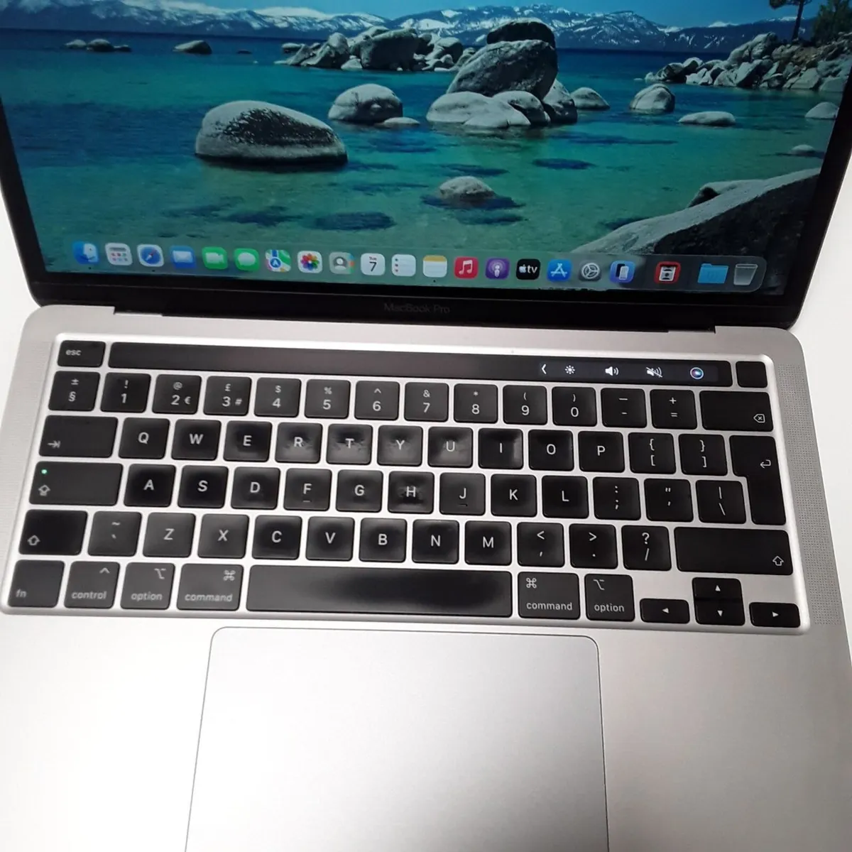 MacBook Pro 13-inch 16GB RAM (2020) | Intel i5 - Image 1