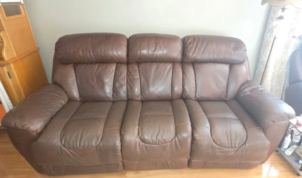 Electric Leather Recliner - Image 3