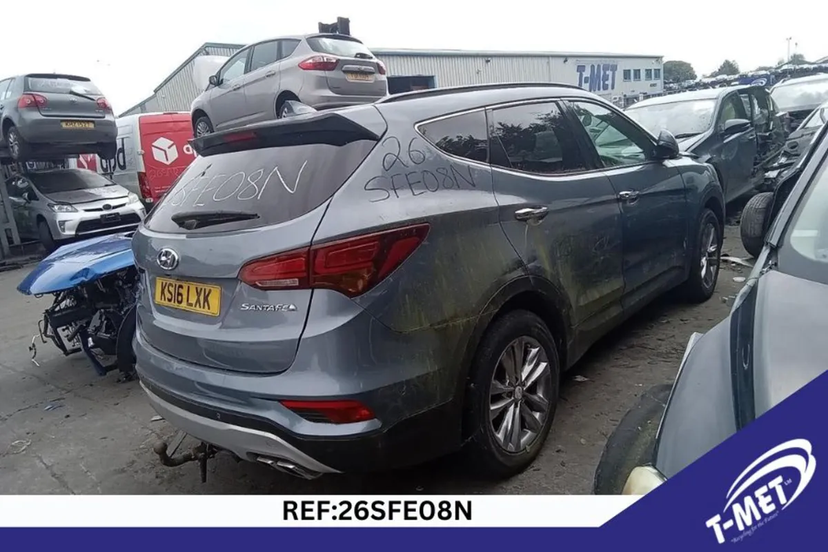 2016 HYUNDAI SANTA FE BREAKING FOR PARTS - Image 4