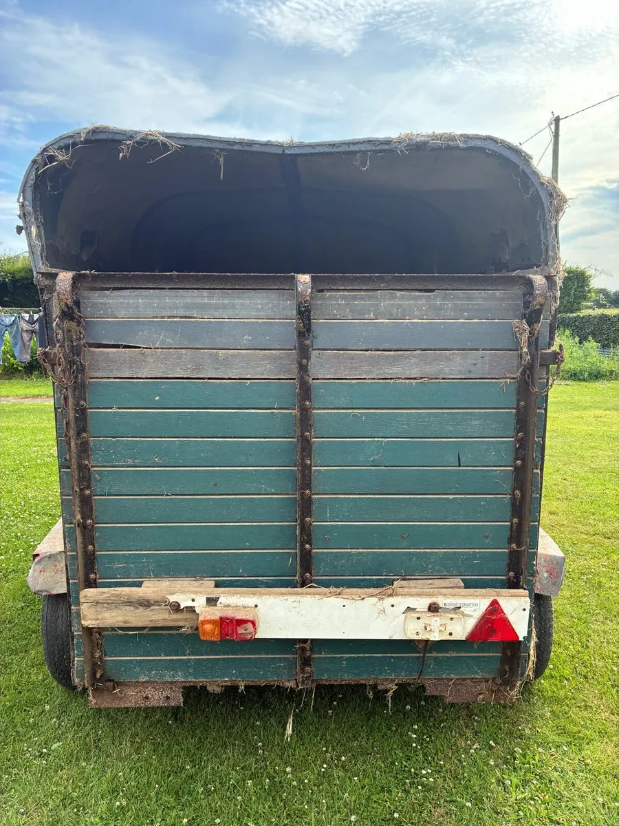 Sheep Trailer - Image 4