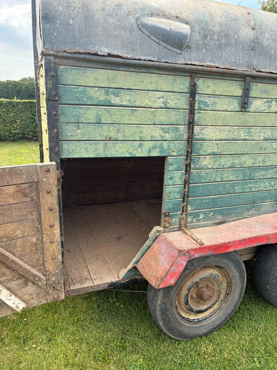 Sheep Trailer - Image 3