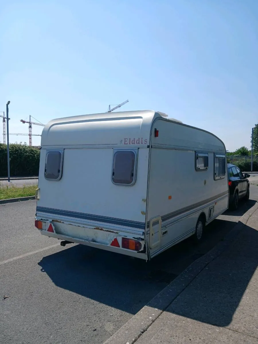 Caravan - Image 4