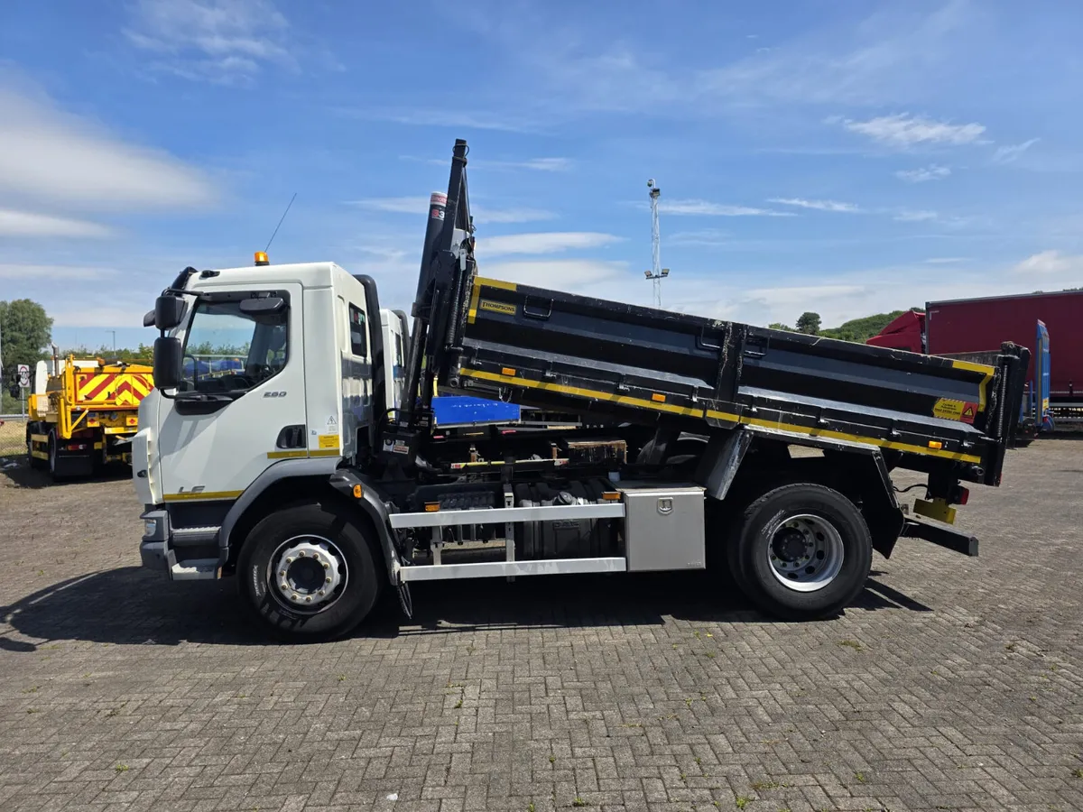 2022 DAF LF 260 4X2 Tipper 18 Ton gross - Image 4