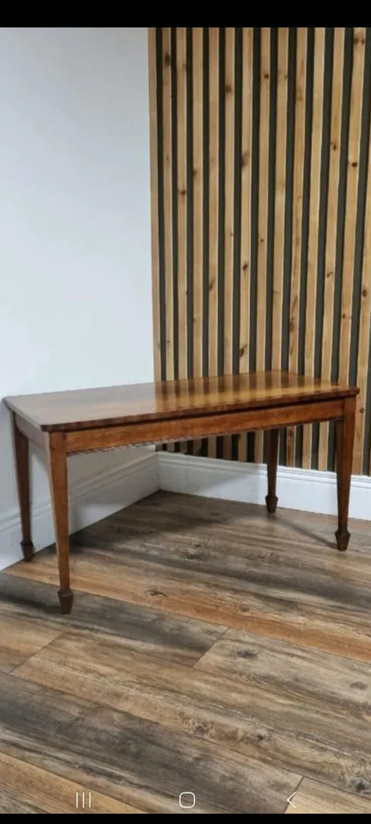 Antique Victorian table - Image 2