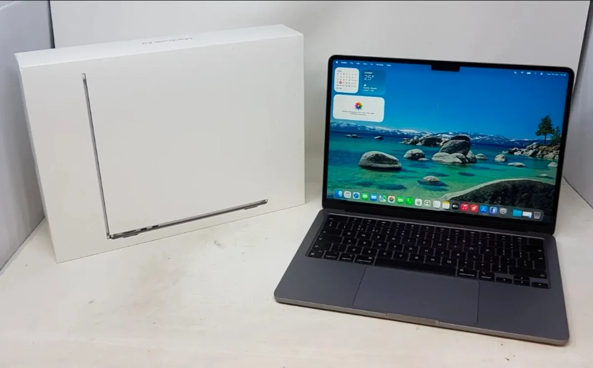 Apple MacBook Air 2022  — M2 / 8GB / 512GB - Image 2