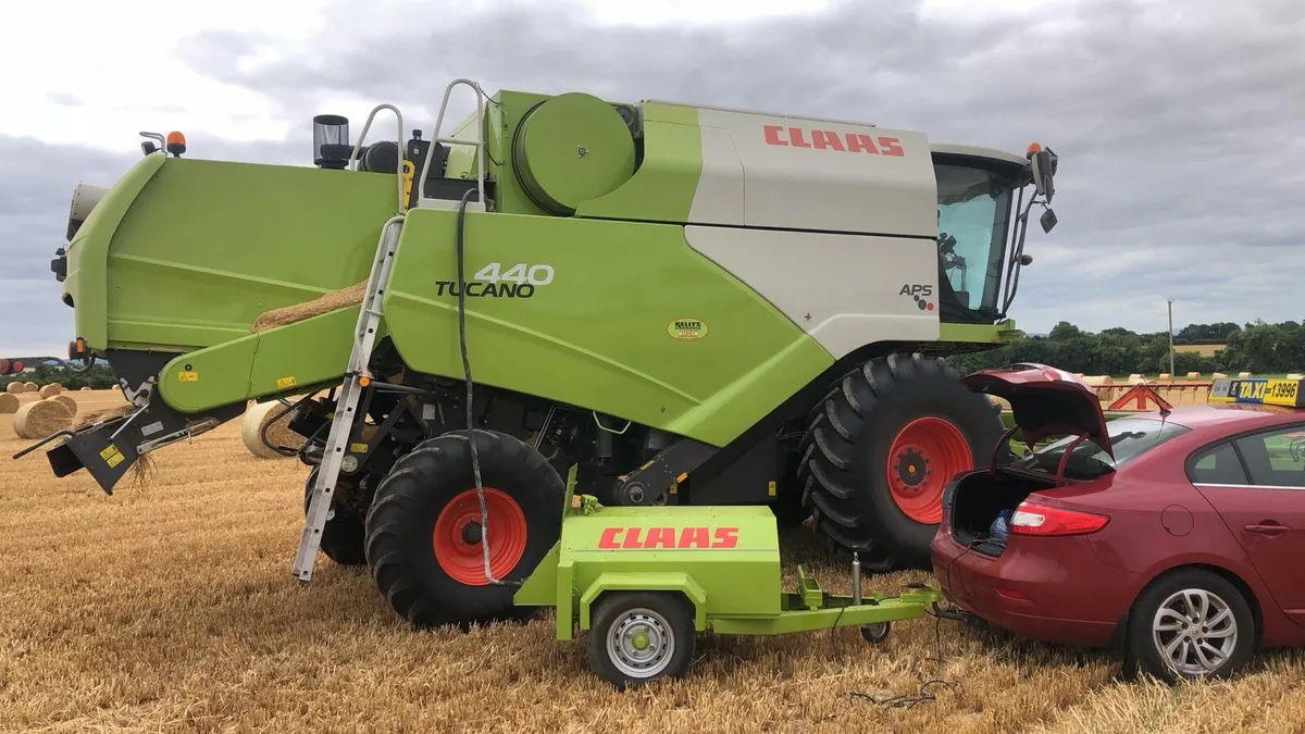 Claas Tucanno440 - Image 4