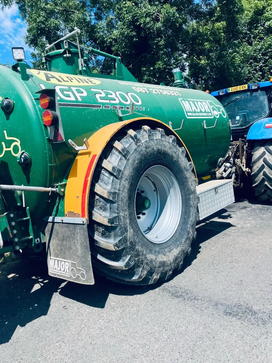 Slurry tank - Image 1