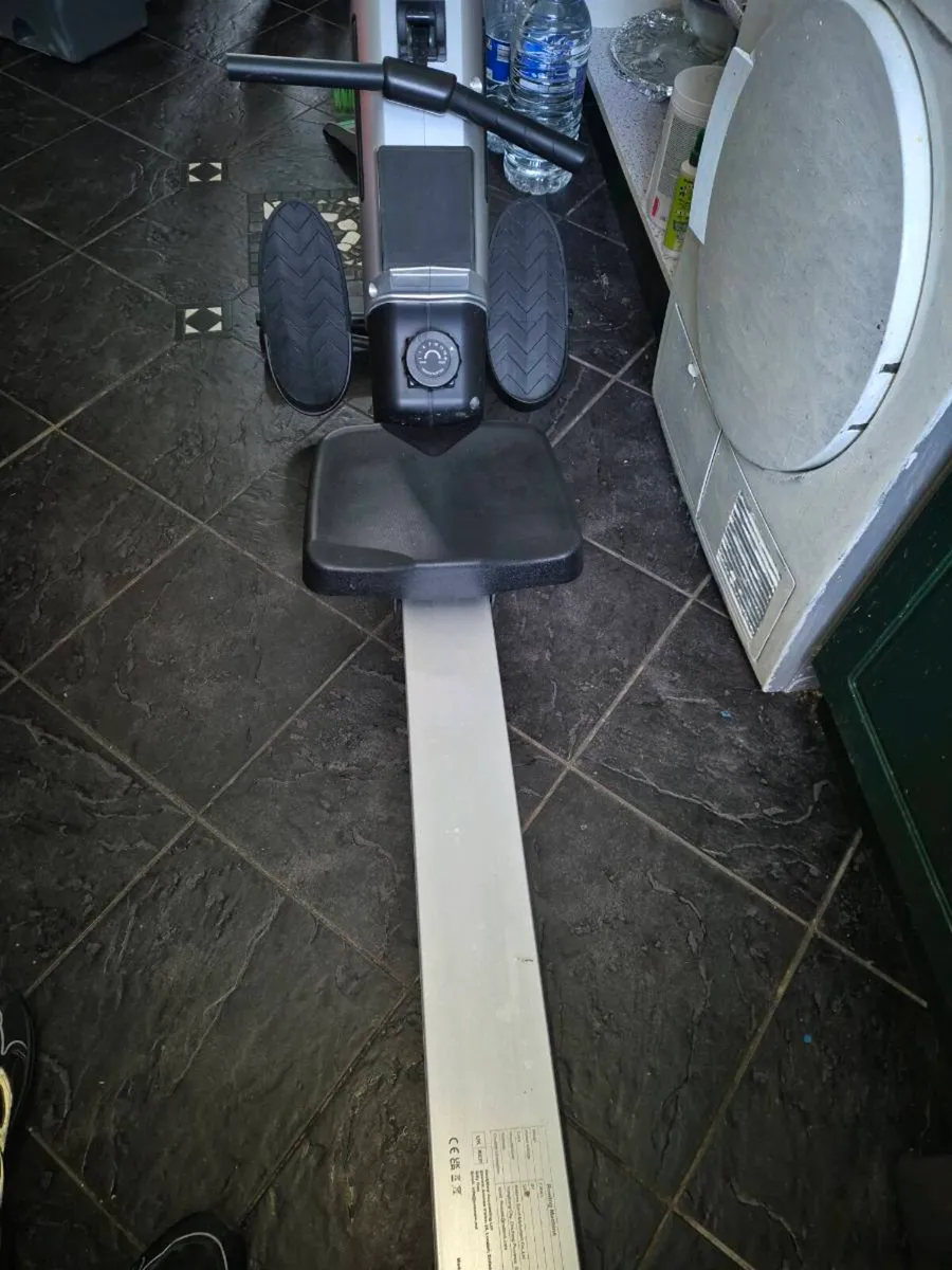 rowing machine - Image 2