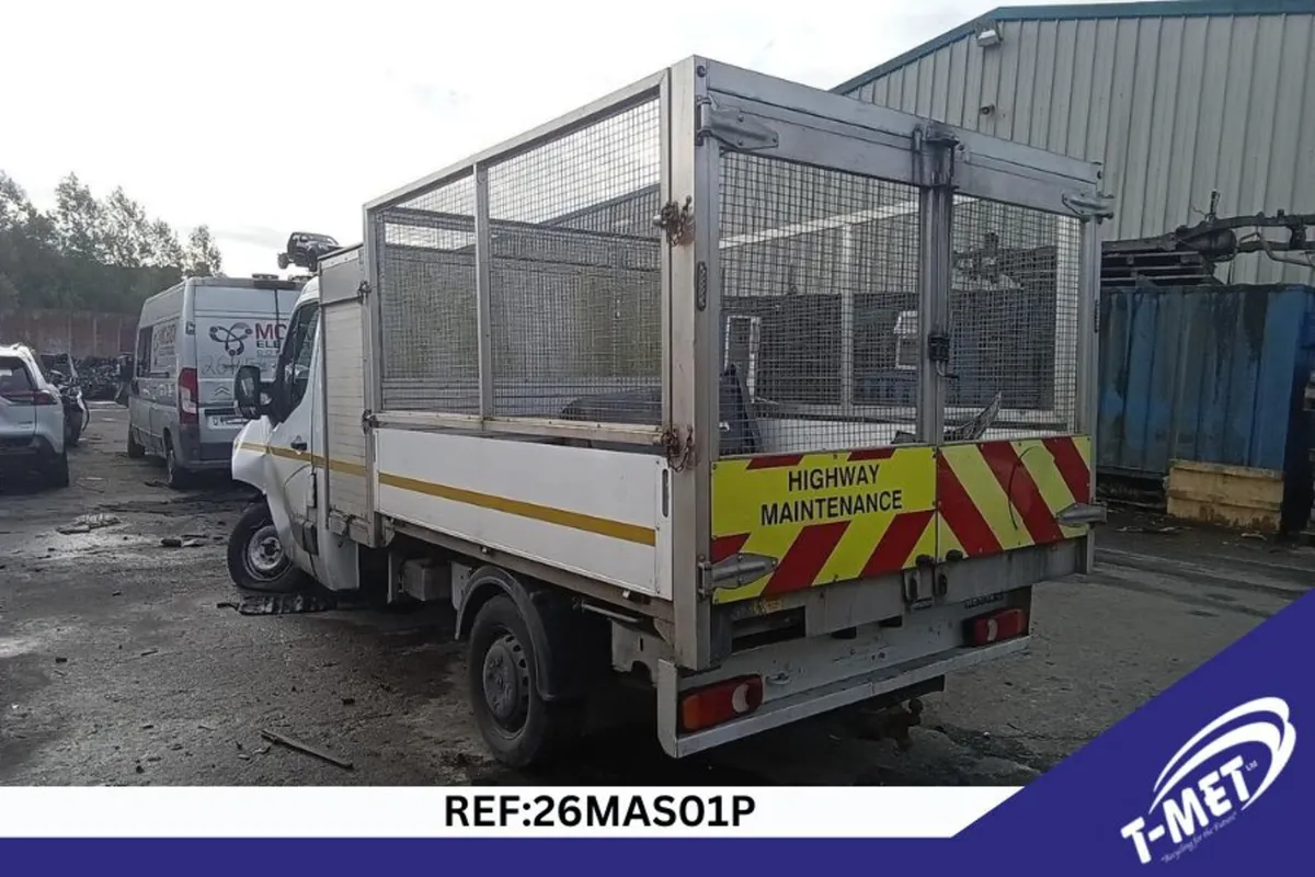 2022 RENAULT MASTER BREAKING FOR PARTS - Image 4