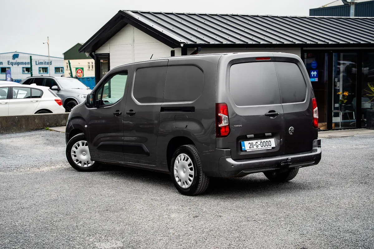 2021 Vauxhall Combo CrewCab - Image 2