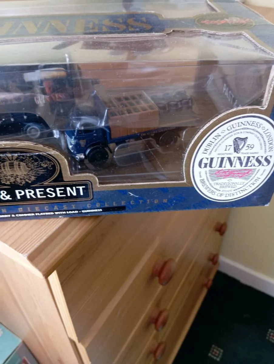 Guinness's die cast lorry and small lorry new in b - Image 2