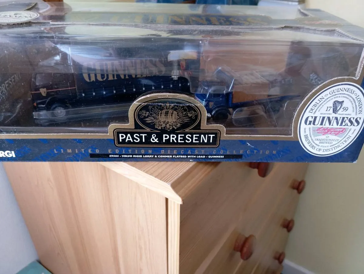 Guinness's die cast lorry and small lorry new in b - Image 3