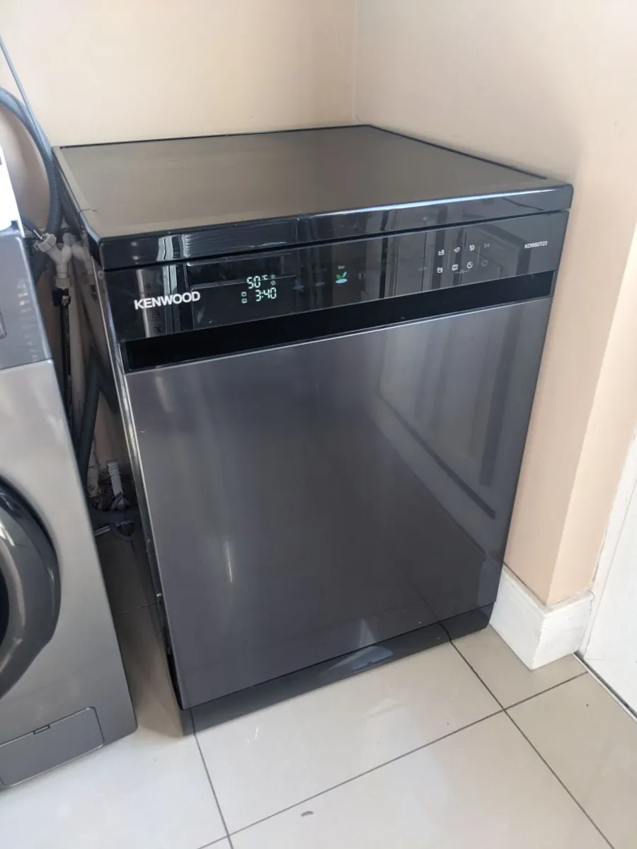 Dishwasher - Image 1