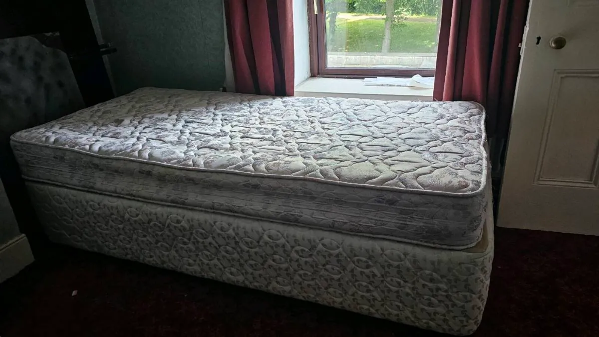 Bed and Mattress - Image 3