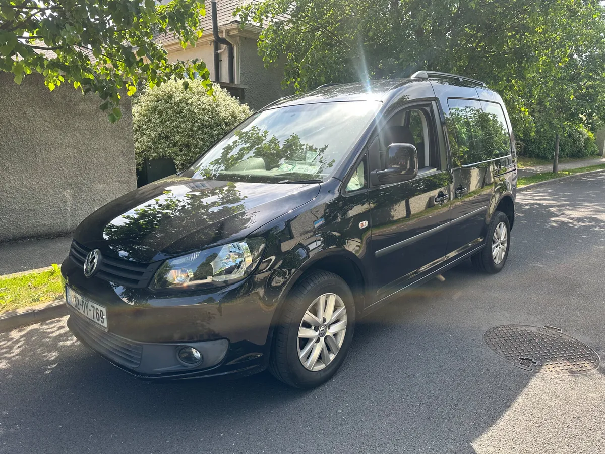 Volkswagen Caddy Wheelchair DSG 2013 - Image 2