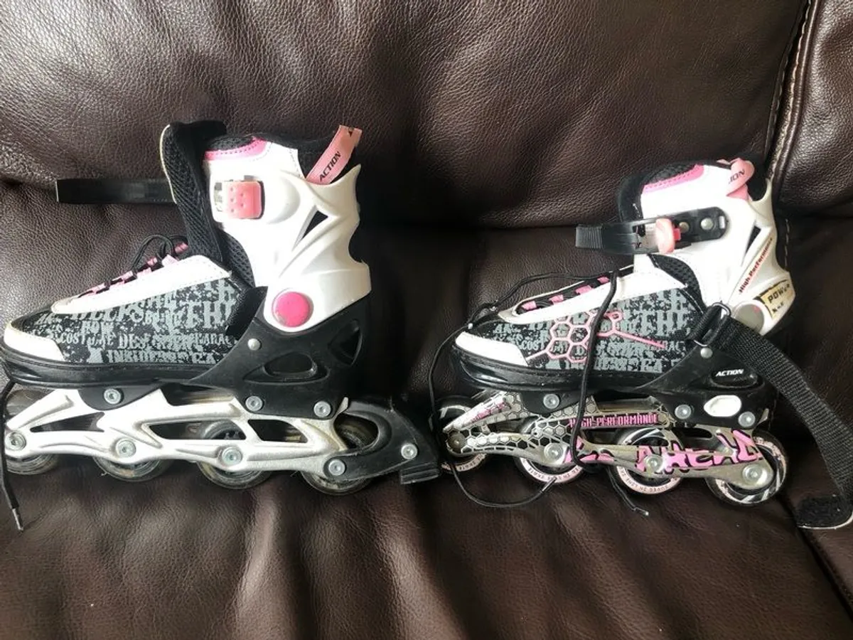 Rollerblades - Image 3