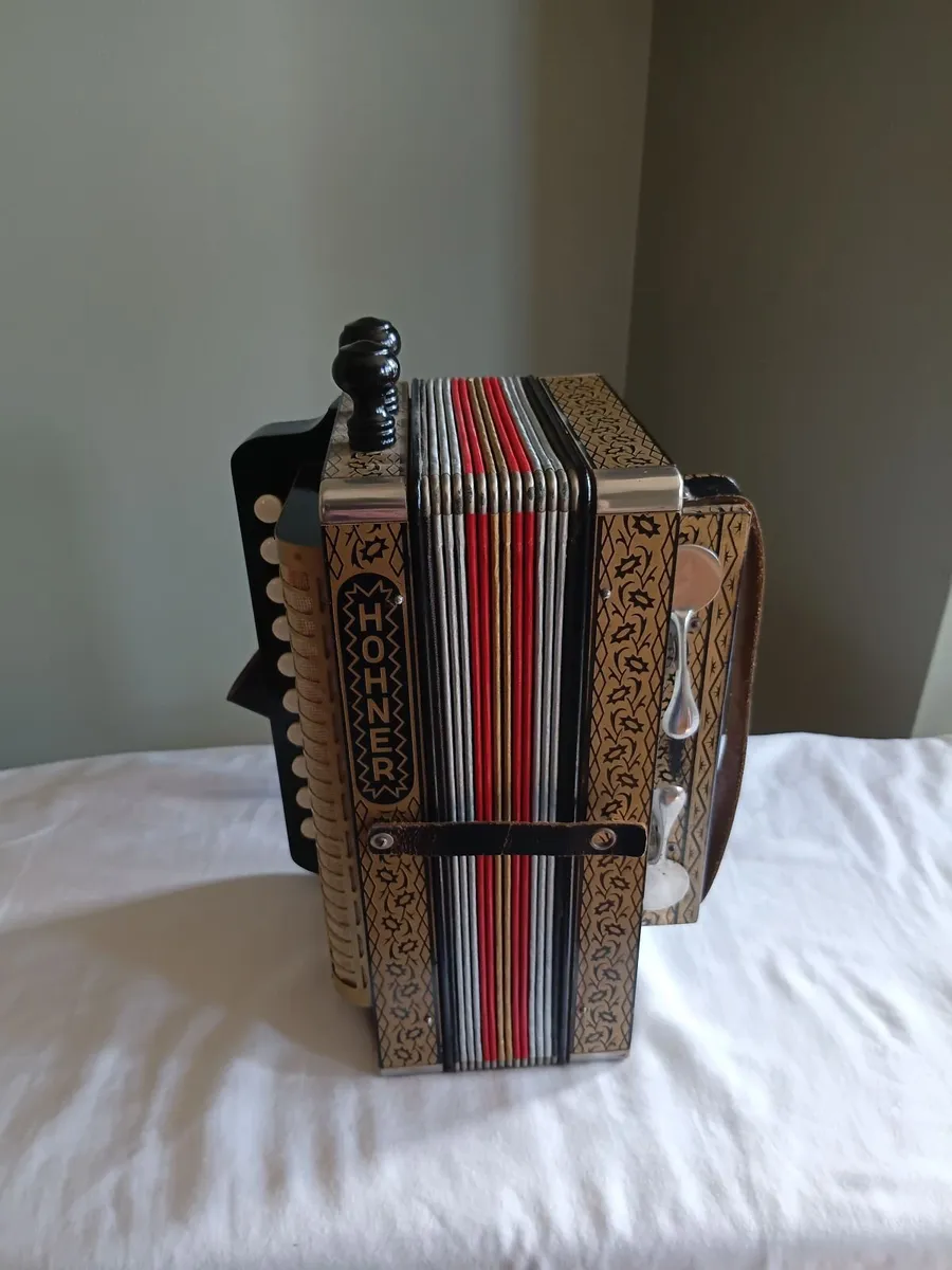 Hohner Melodeon - Image 2