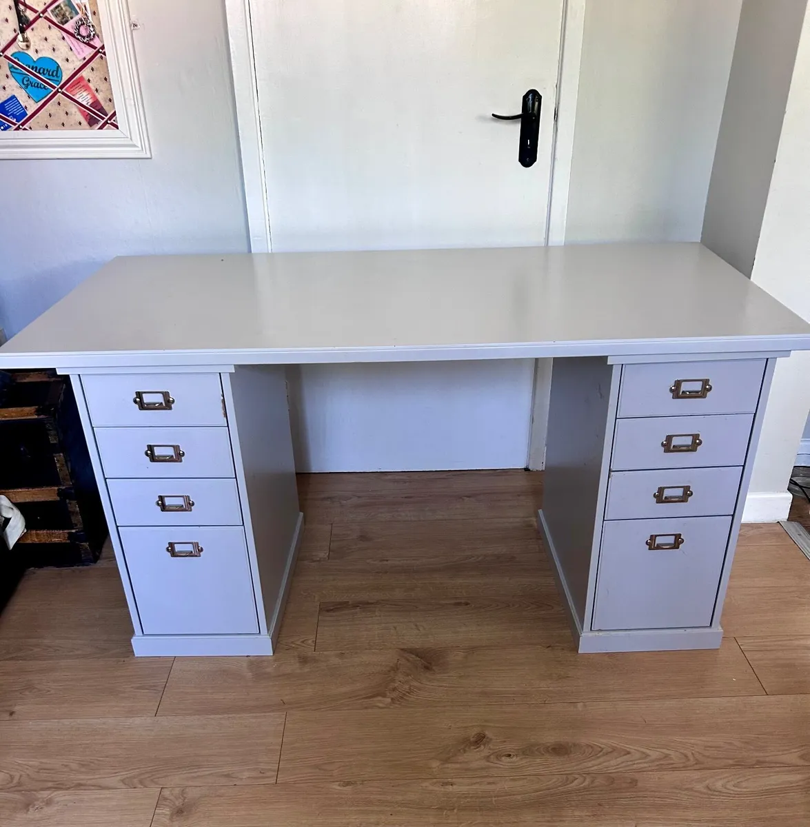 Desk - Image 3