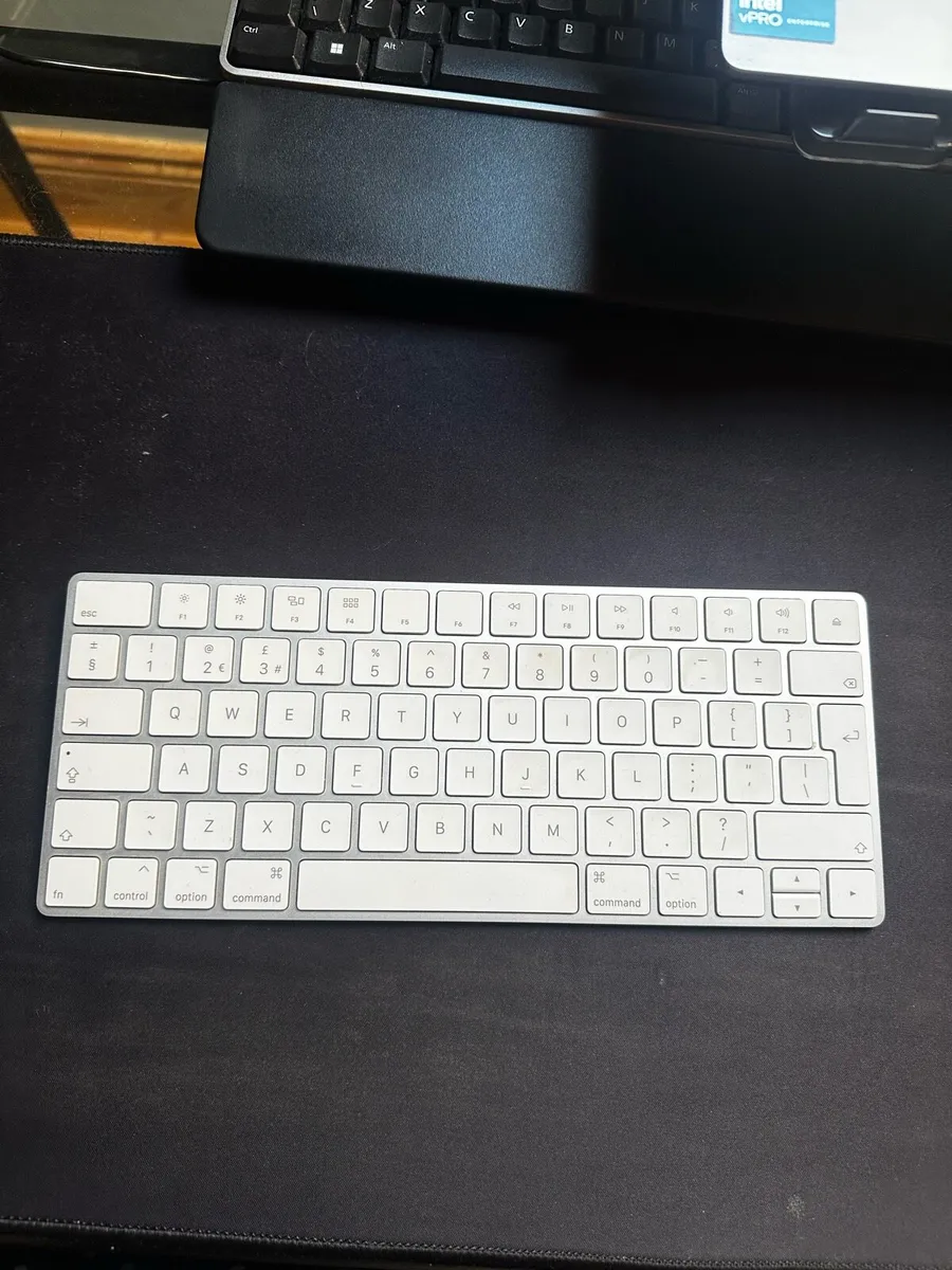 Apple Magic Keyboard + Magic Mouse - Image 1